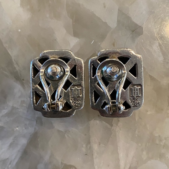 John Hardy 18K Gold Clip On Earrings - Picture 2 of 2